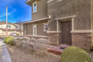 Photo #4: 2358906 Listing 