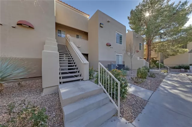 MLS: 2358942 Condo For Sale