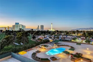 Photo #1: 2358974 Listing