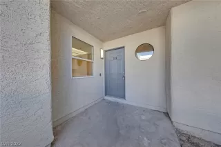 Photo #1: 2359002 Listing 