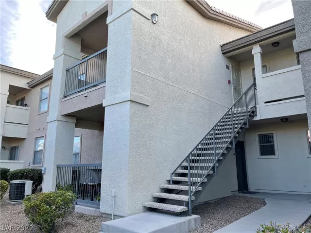 MLS: 2359022 Condo For Sale