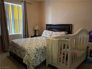 Photo #3: 2359022 Listing