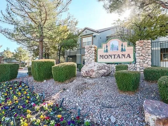 MLS: 2359026 Condo For Sale