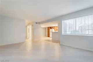 Photo #1: 2359056 Listing