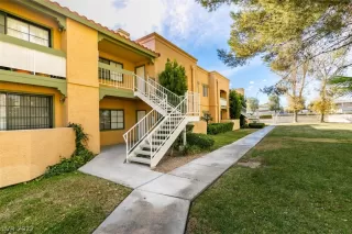 Photo #1: 2359062 Listing 
