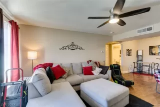 Photo #3: 2359066 Listing 