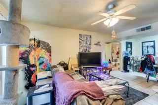 Photo #3: 2359067 Listing 