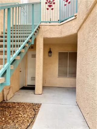 Photo #1: 2359071 Listing