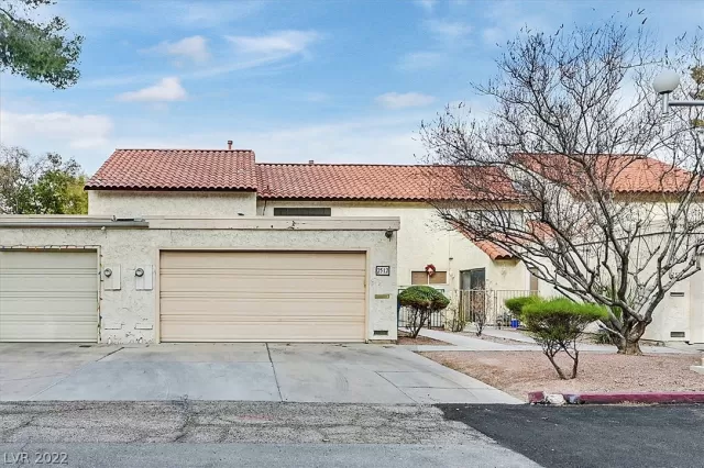 MLS: 2359121 Condo For Sale