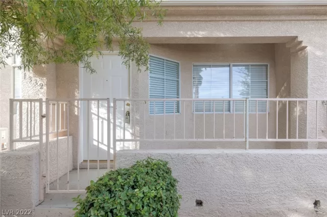 MLS: 2359160 Condo For Sale