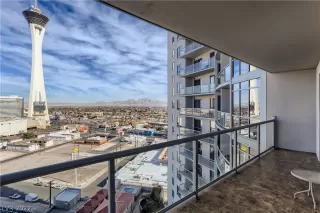 Photo #6: 2359170 Listing