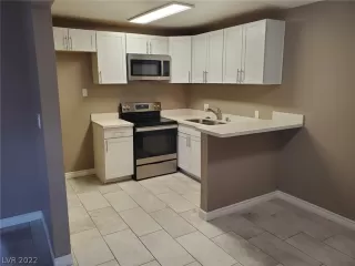 Photo #1: 2359175 Listing 