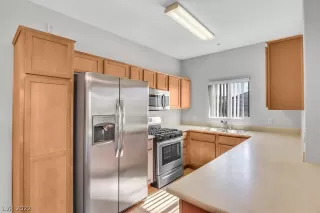 Photo #4: 2359185 Listing 