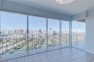 Photo #1: 2359187 Listing 