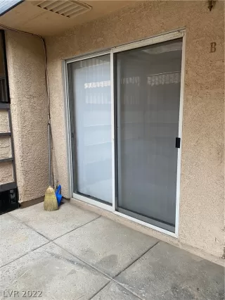 Photo #2: 2359245 Listing 