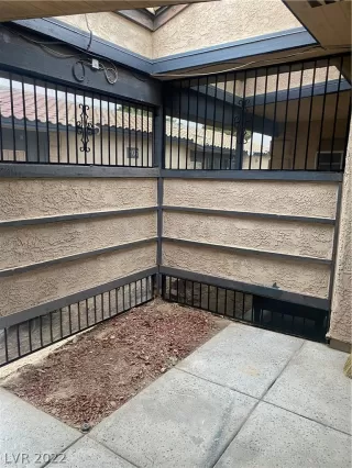 Photo #3: 2359245 Listing 