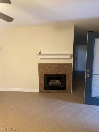 Photo #4: 2359245 Listing 