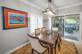 Photo #3: 2359250 Listing 