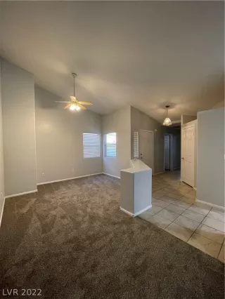 Photo #2: 2359315 Listing 