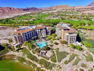 Photo #1: 2359329 Listing 