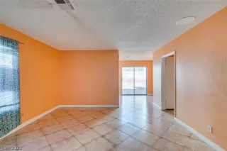 Photo #1: 2359340 Listing