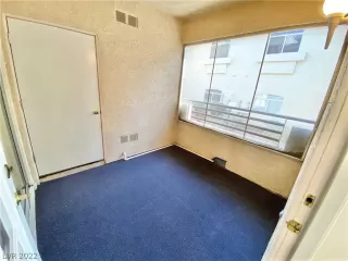 Photo #4: 2359363 Listing 