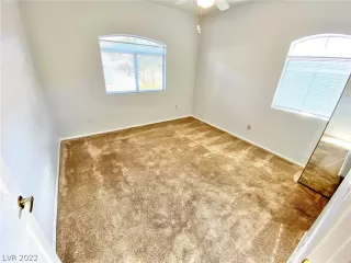 Photo #5: 2359363 Listing 