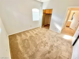 Photo #6: 2359363 Listing 