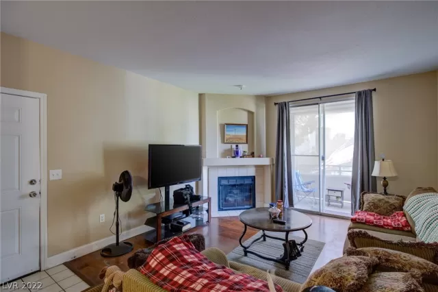 MLS: 2359377 Condo For Sale