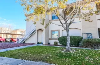 Photo #1: 2359378 Listing