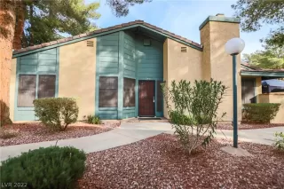 Photo #4: 2359399 Listing 