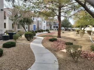 Photo #1: 2359408 Listing 