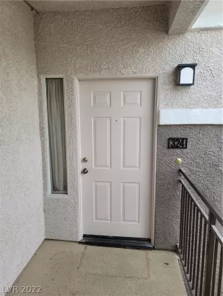 Photo #3: 2359408 Listing 