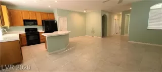 Photo #3: 2359464 Listing 