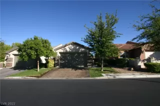 Photo #2: 2359485 Listing