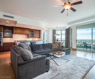 Photo #2: 2359495 Listing