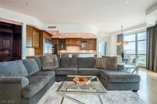 Photo #3: 2359495 Listing