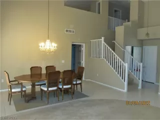 Photo #2: 2359514 Listing