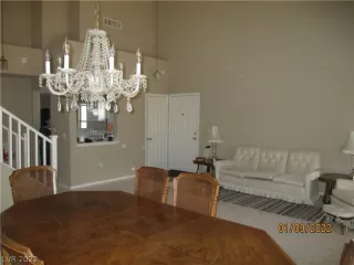 Photo #4: 2359514 Listing