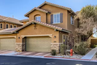 Photo #1: 2359679 Listing 