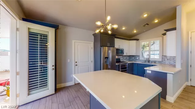 MLS: 2359681 Condo For Sale