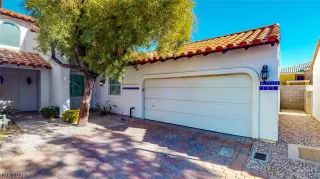 Photo #2: 2359681 Listing 