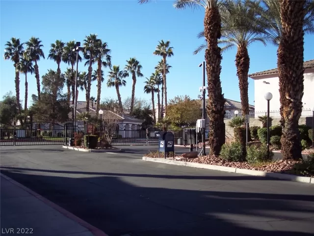 MLS: 2359690 Condo For Sale