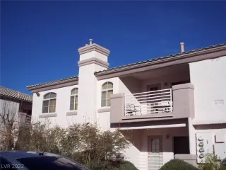 Photo #1: 2359690 Listing 