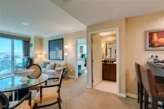 Photo #2: 2359694 Listing
