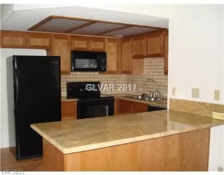 Photo #2: 2359709 Listing 