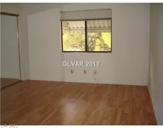 Photo #5: 2359709 Listing 