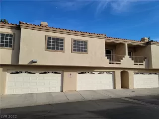 Photo #2: 2359730 Listing 