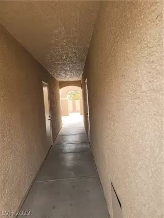 Photo #4: 2359730 Listing 