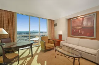 Photo #2: 2359760 Listing 